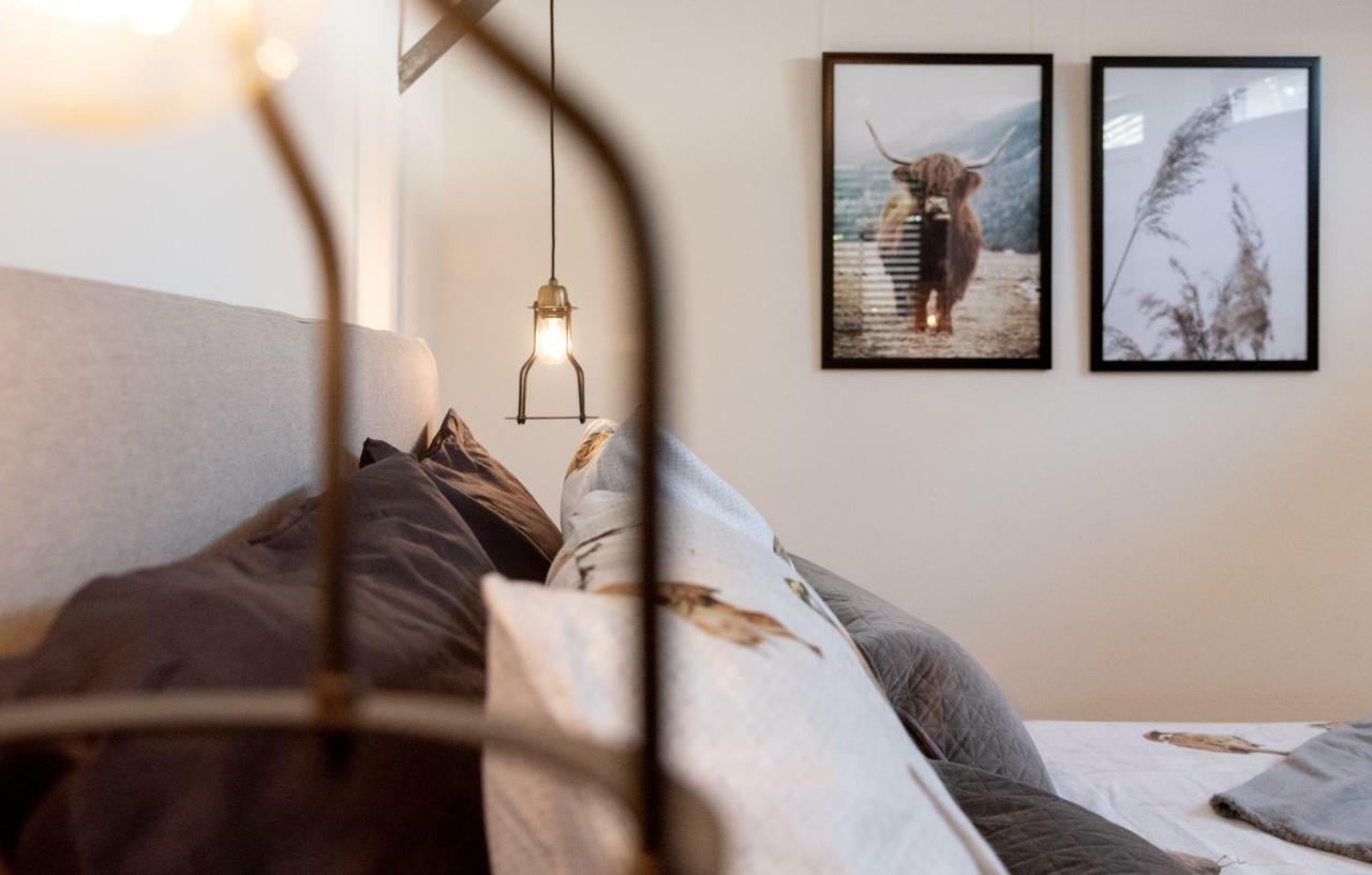 Loft 8 Linden Villa ภายนอก รูปภาพ